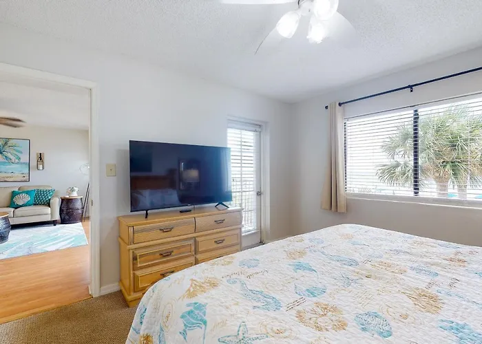 Beach Palms 108